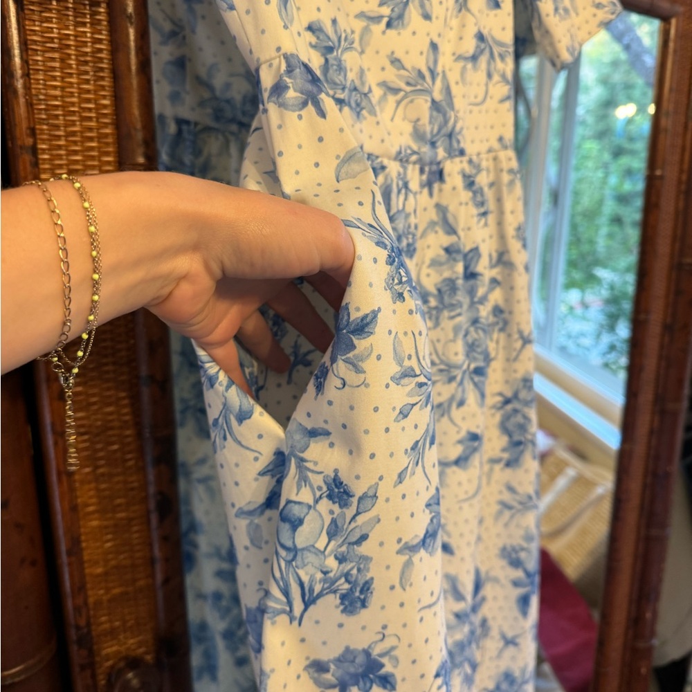 Chic Blue Floral Maxi Dress - Picture 6 of 6